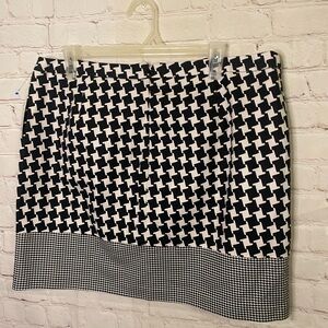 Michael Kors Black and White A-Line Skirt